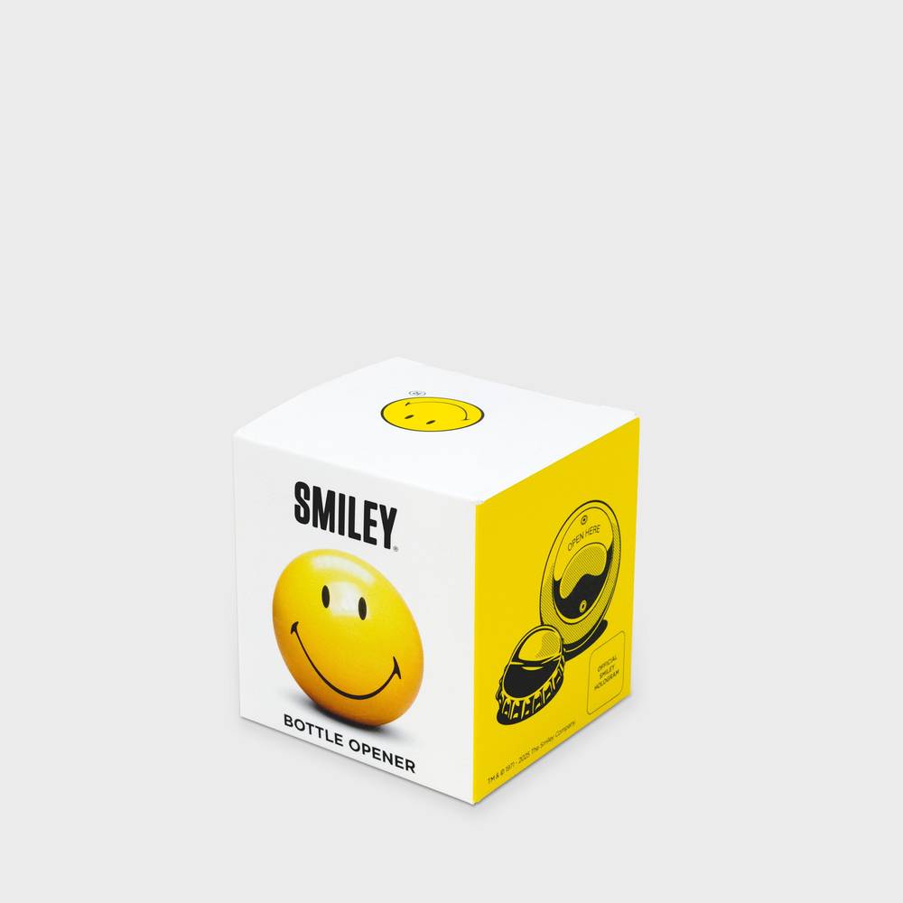 Smiley Pool Ball Bottle Opener – Bright Yellow Gadgets SuckUK Quirky Turkey Gifts