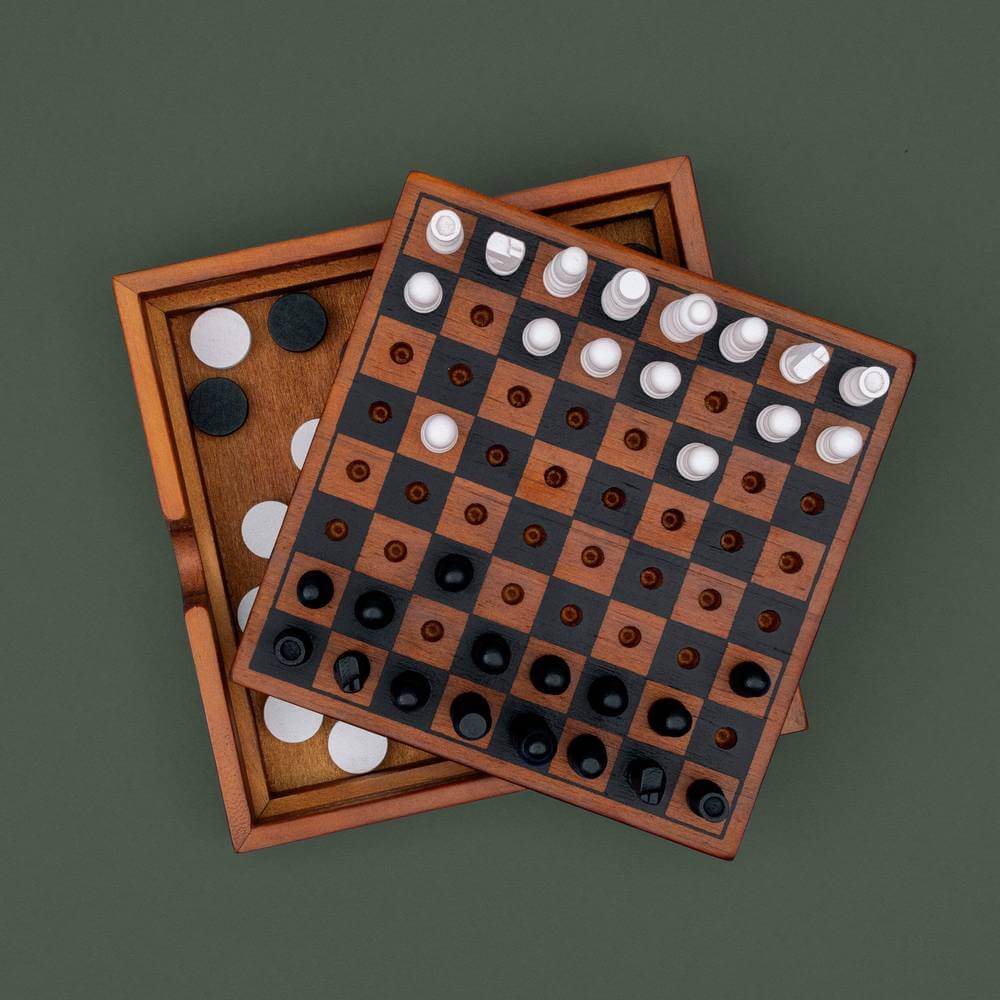 Iron & Glory Wooden 2 in 1 Games Set Chess And Checkers Toys and Games Iron and Glory Quirky Turkey Gifts