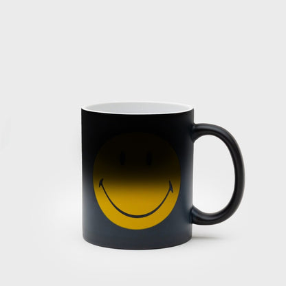 Smiley Face Magic Heat-Sensitive Black and Yellow Mug Gadgets SuckUK Quirky Turkey Gifts